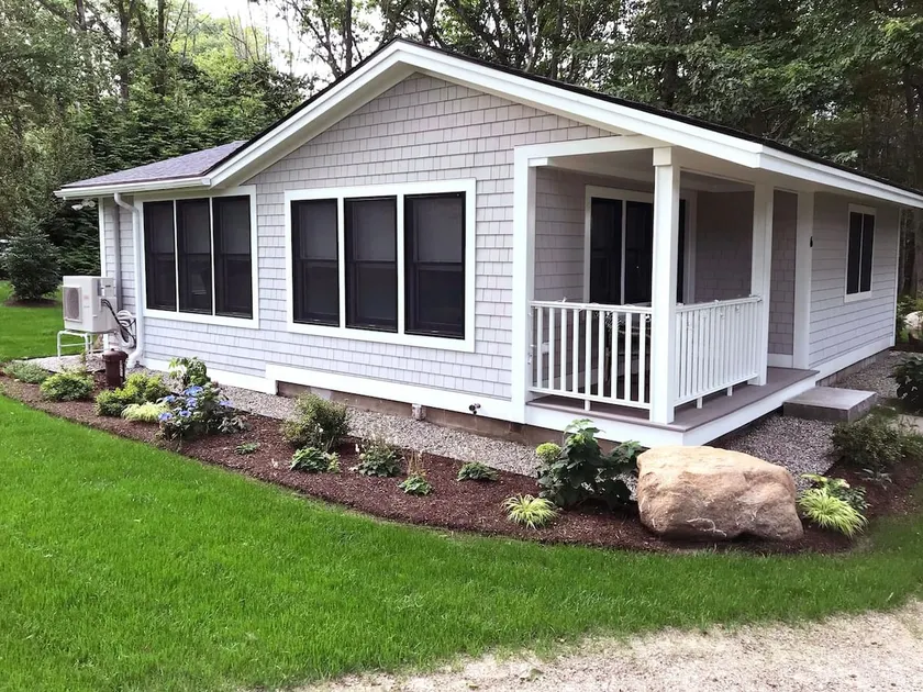 Luxury KPort Cottage w/ private water access - Image 1