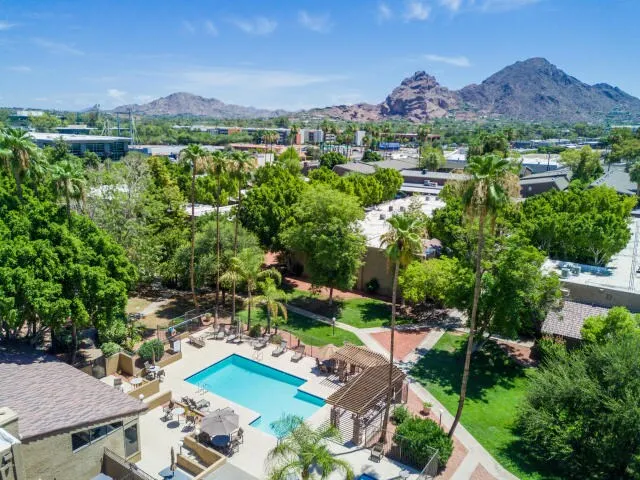 Come Enjoy Phoenix's Beautiful Weather - Image 1