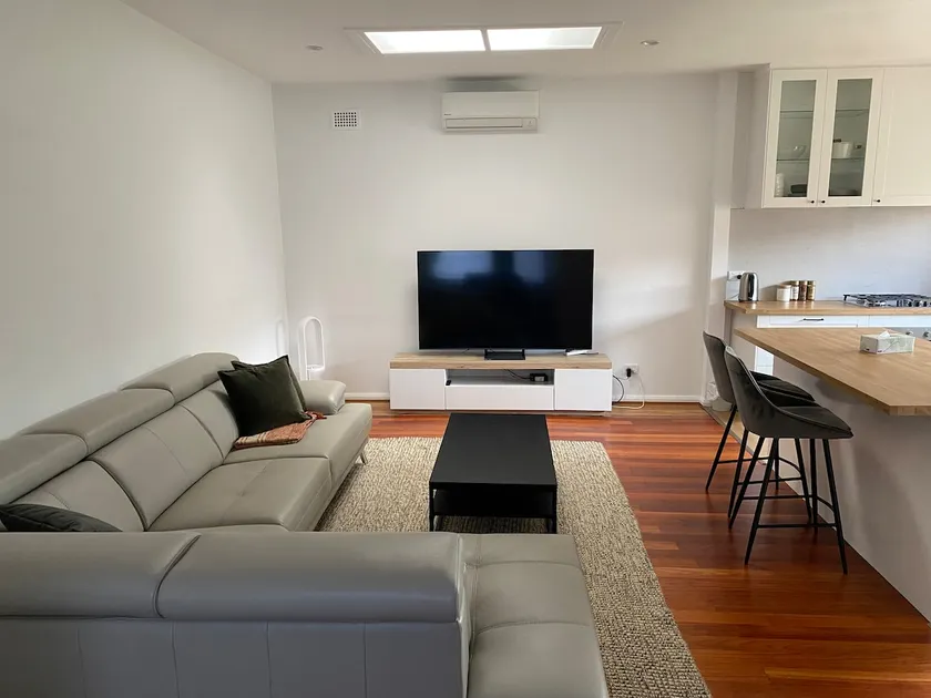 Newly renovated Large two storey home in Roselands - Image 1