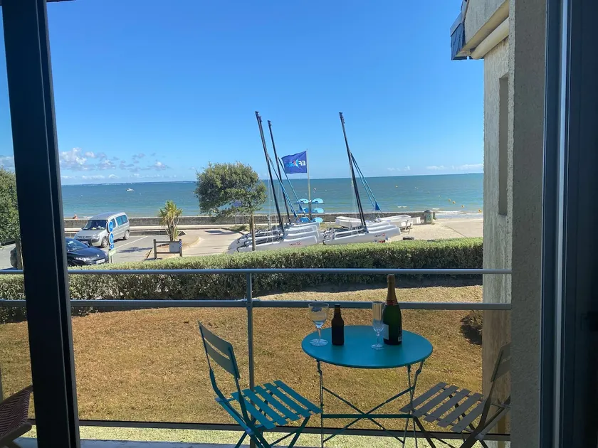DAMGAN Morbihan T4 Duplex, Breathtaking sea view - Image 1