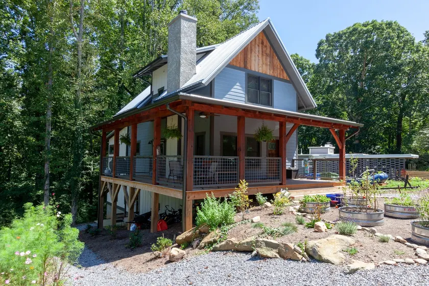Secluded forest retreat near Biltmore and Downtown - Image 1