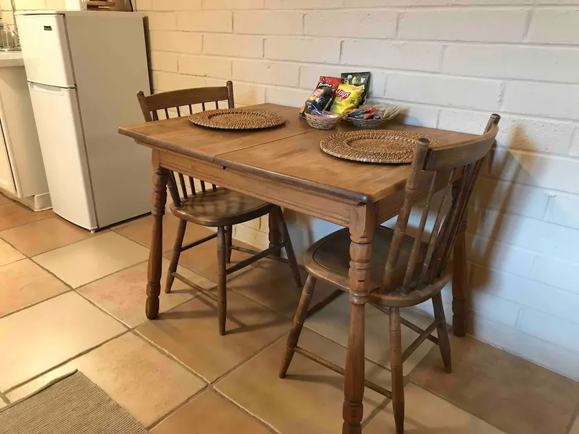 Solar Powered Guest House Near UA—No Cleaning Fee! - Image 1