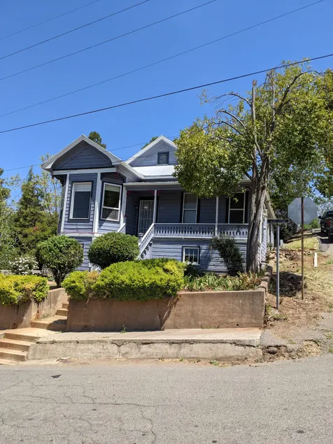 Historical Victorian with Modern Touch. EV Charger - Image 1