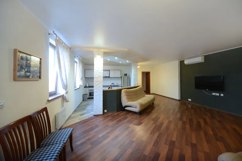 Electricity, heating 24/7 Kyiv central 4 bedroom - Image 1