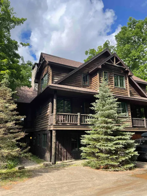 Moose Mountain Lodge - Image 1