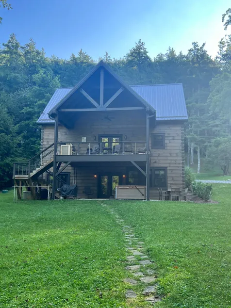 riverfront/hottub/tube/Valle Crucis/APP St/fishing - Image 1