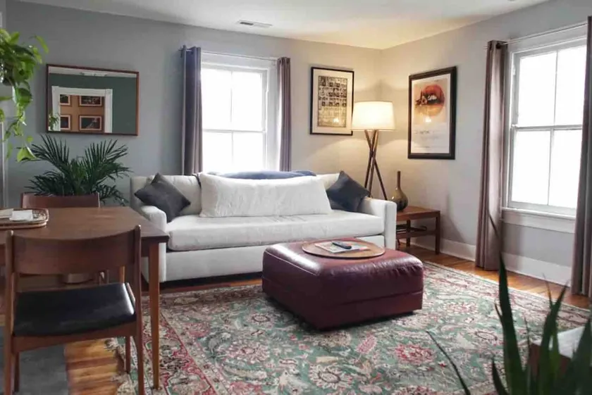 Belmont Loft· Walk Downtown· Work or Wine Weekends - Image 1