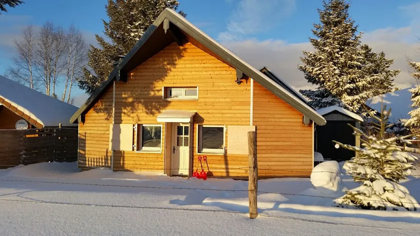 cozy cottage Haut-Doubs, at 1000 m altitude in the heart of the Jura - Image 1