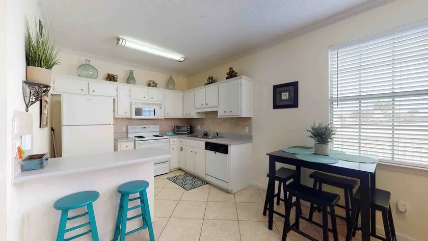 214 Dolphin Cove - Image 1