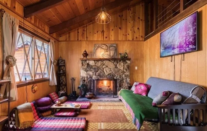 Tibetan Theme Cozy Cabin Minutes 2 Slopes + Hot Tub - Big Bear Lake - Image 1