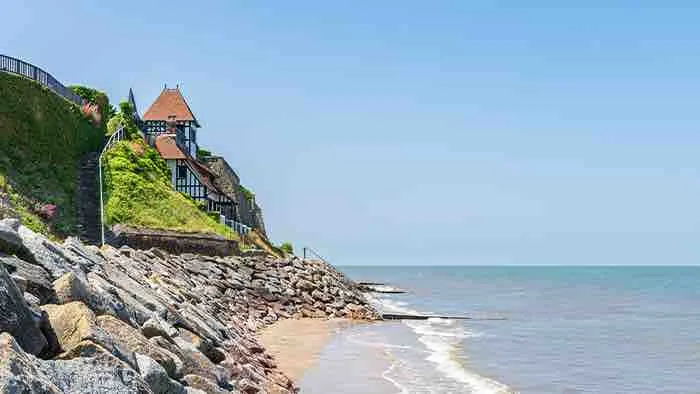 The beach in high spirits - Image 1