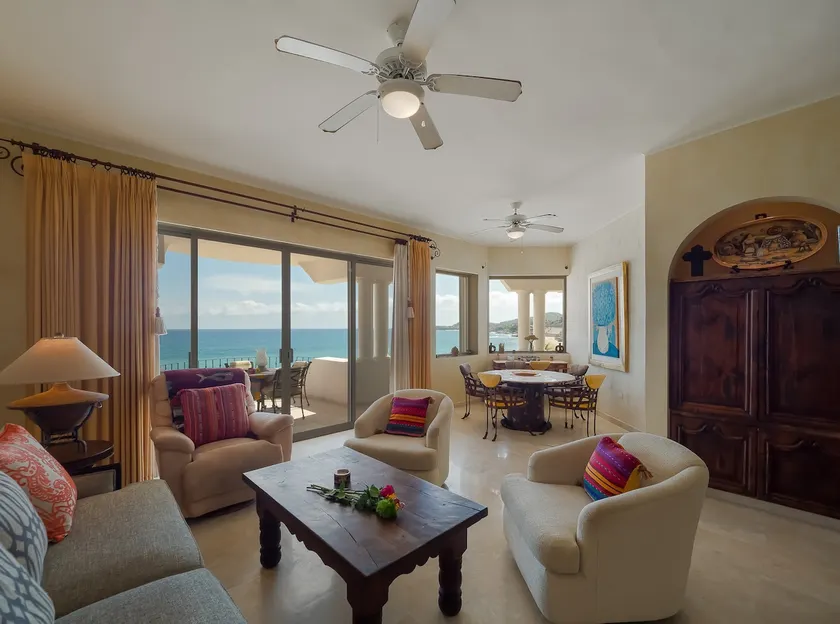 Mykonos Cabo Beach Front condo 503 ”C” - Image 1