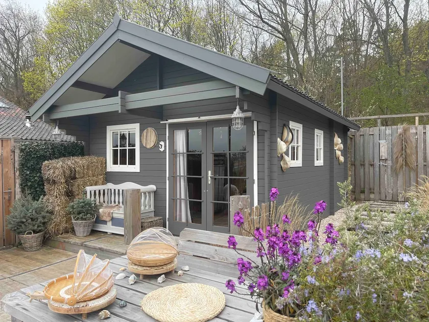 Cabin De Duinweg: directly on the beach, dune and forest - Image 1