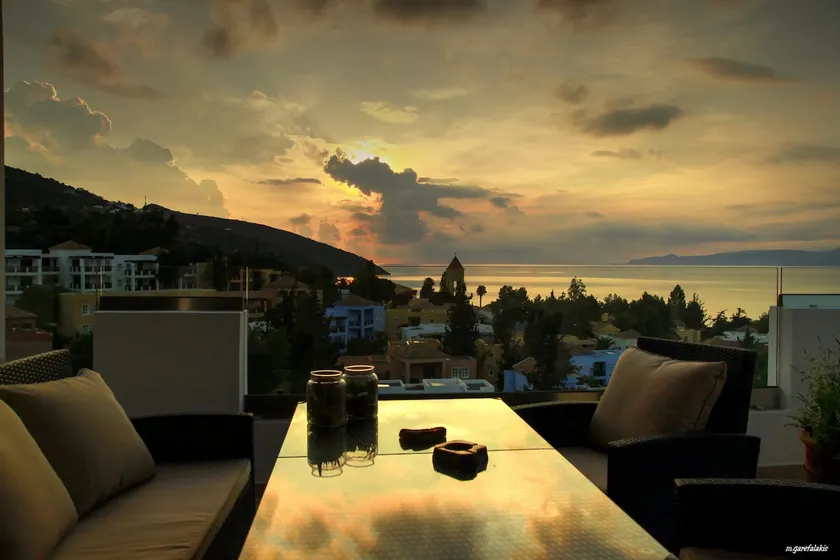 Amazing Veranda View - House with a View - Image 1