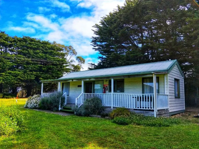 Twelve Apostles Motel Two Bedroom Non-pet Friendly - Image 1
