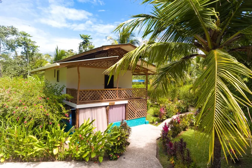 Passion Fruit Lodge - Image 1