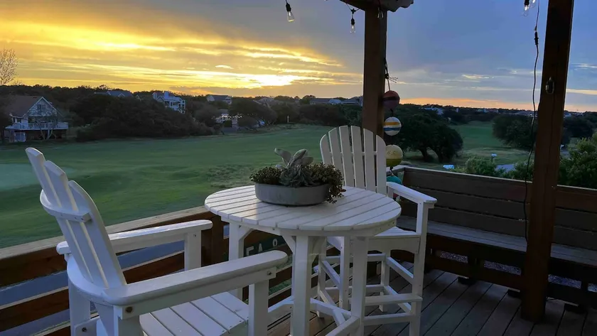 You Are My Sunshine -Walk To Beach-Golfing-Hot Tub - Image 1