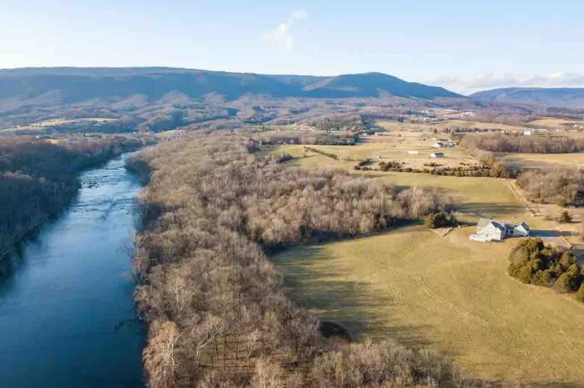Shenandoah River Retreat - Image 1