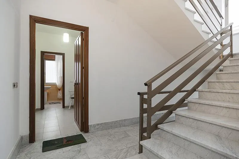 Liammare - Interior Flat 2 - Image 1