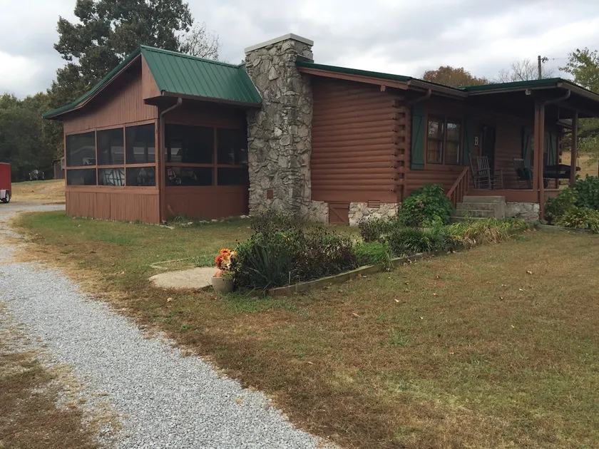 Peaceful cabin near Nashville,Tn - Image 1