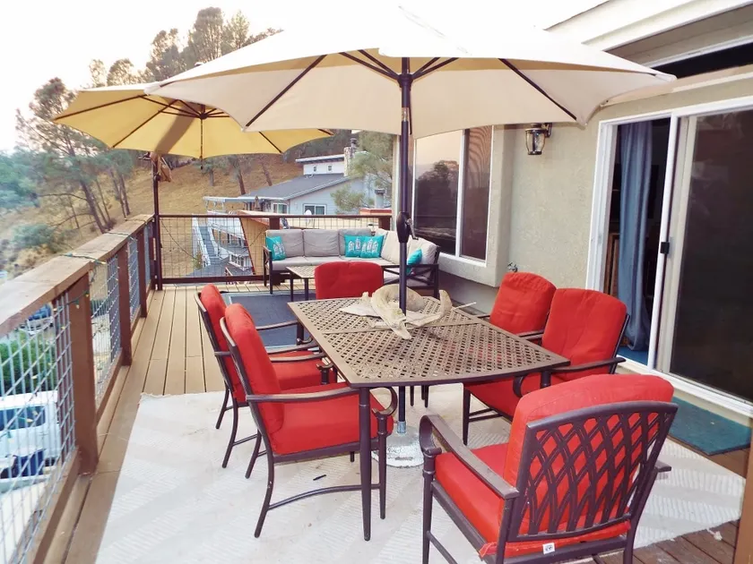 Spacious Dragon Lake Villa w/Wifi near West Ramp - Image 1