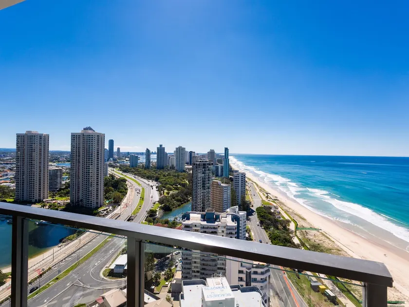 Beachfront Cozy Ocean and Beach View Apartment - Image 1