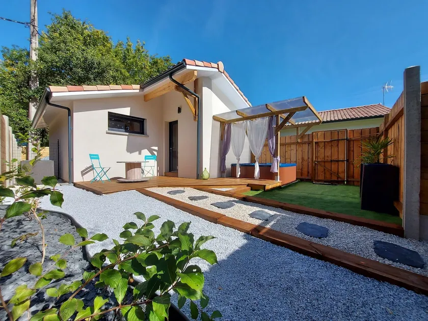 La Bulle des Pins (with SPA option) - Image 1