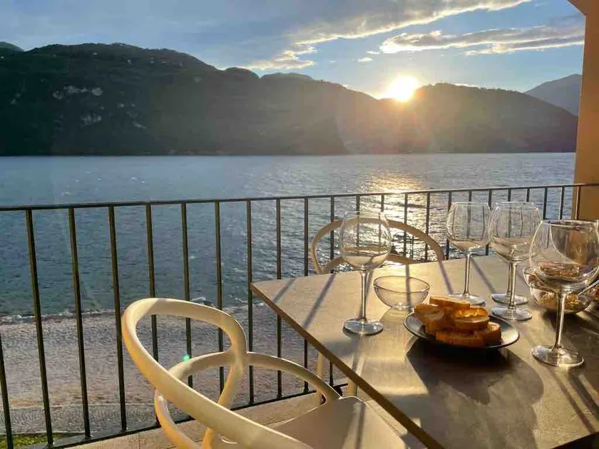 Newcastle on the BEACH - POOL-parking Lake Como - Image 1