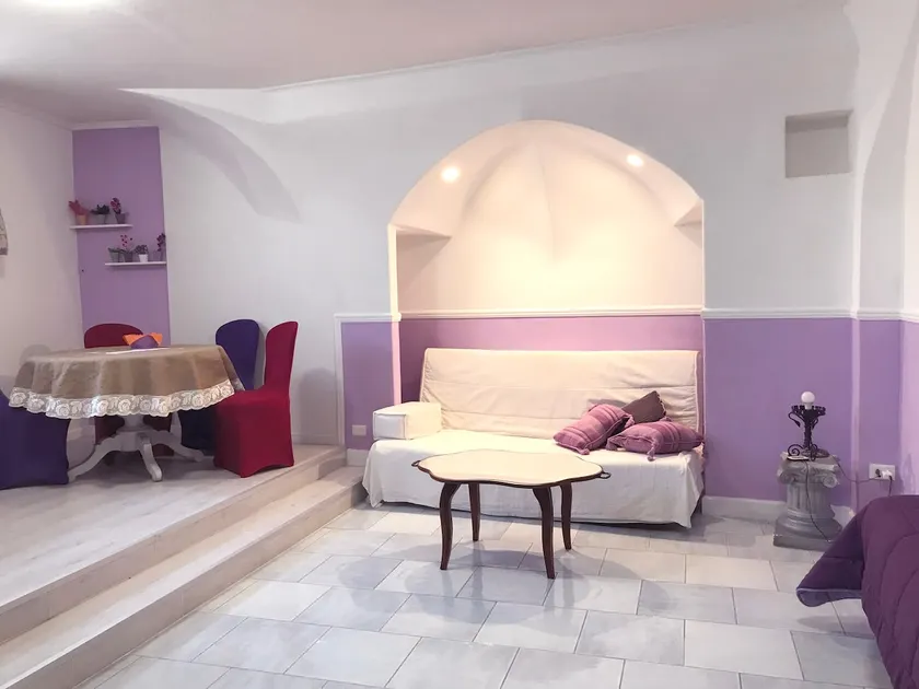 PIED A TERRE on the Port of Ischia near BEACHES - Image 1