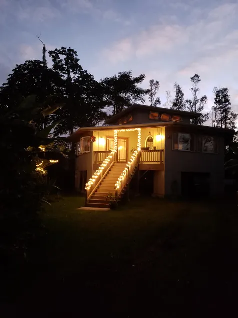 Bonsai Bungalow - Image 1