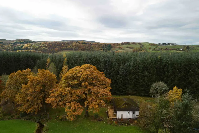 Beautiful scenic cottage - Image 1