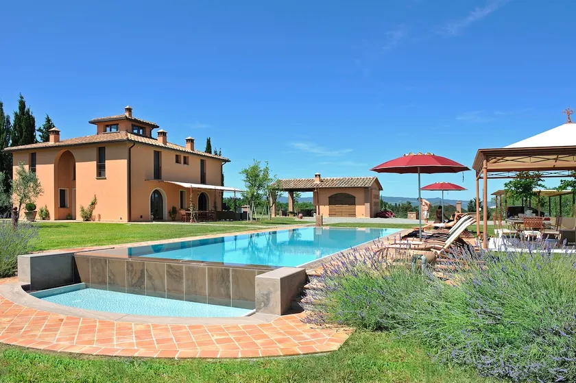 Beautiful villa, Volterra area, San Gimignano, Pisa - Image 1