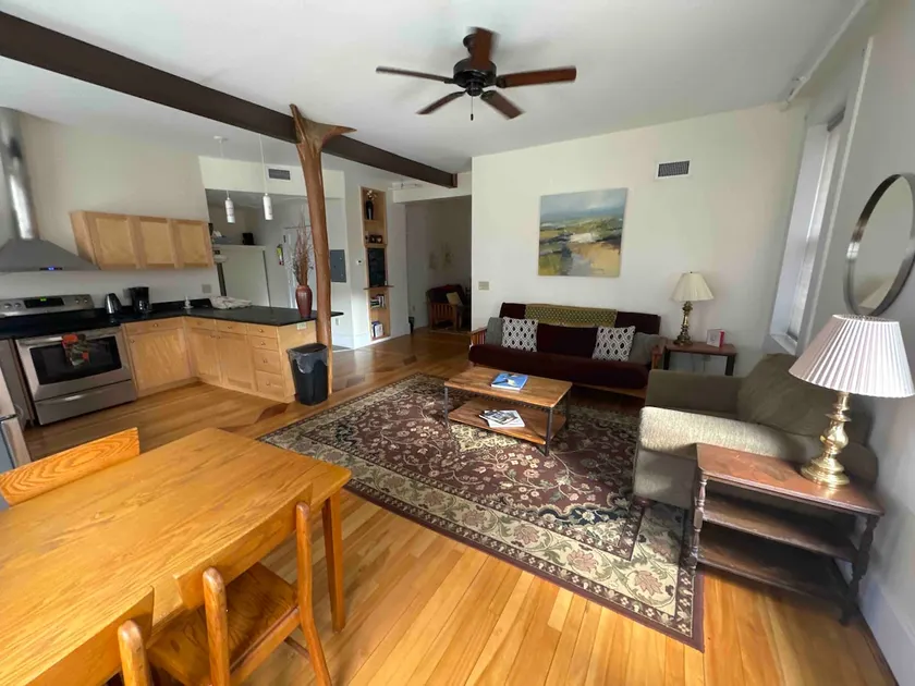 Modern apartment in the heart of town! - Image 1