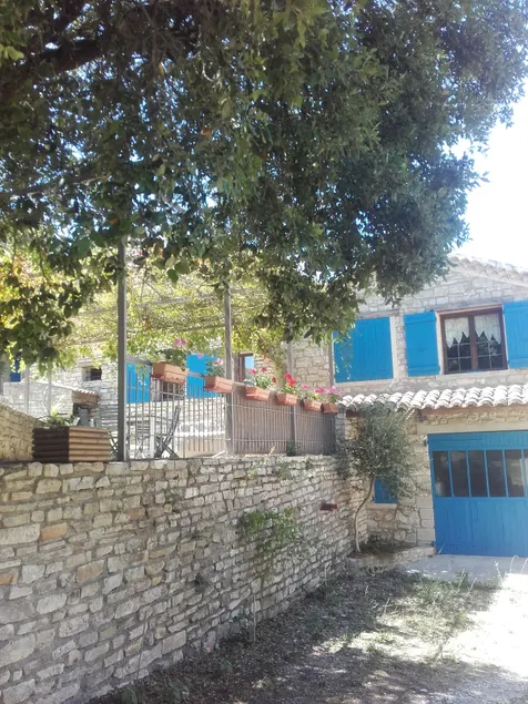 1-bedroom house - Image 1