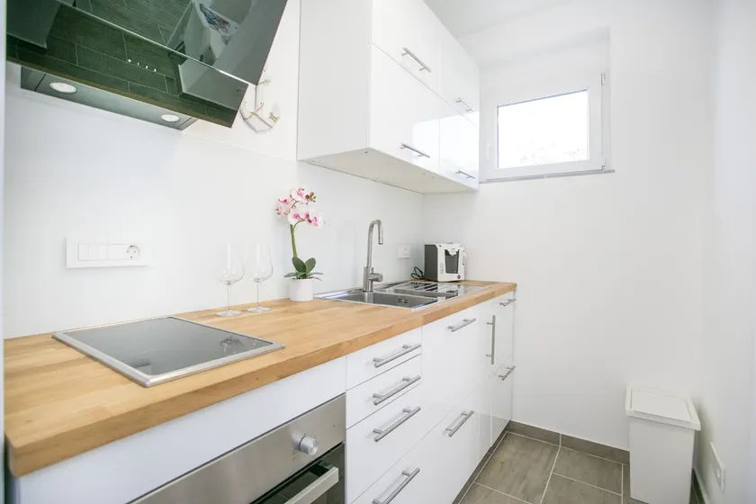 Modern Living in the Heart of Trogir - Image 1