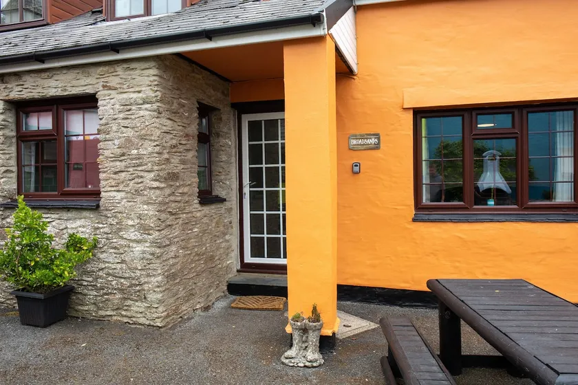 Broadsands Cottage - Image 1
