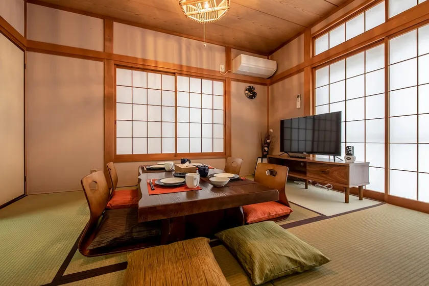 Good access to Shinjuku Station/Spacious 4DK house - Image 1