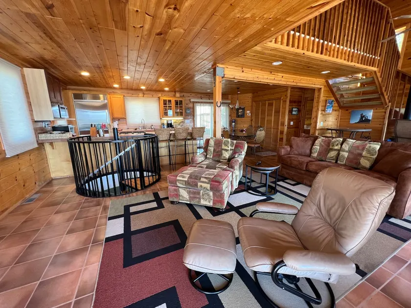 Das Naci Chalet ist perfekt für großartige Seereisen, Internet und Privatfahrten! - Image 1