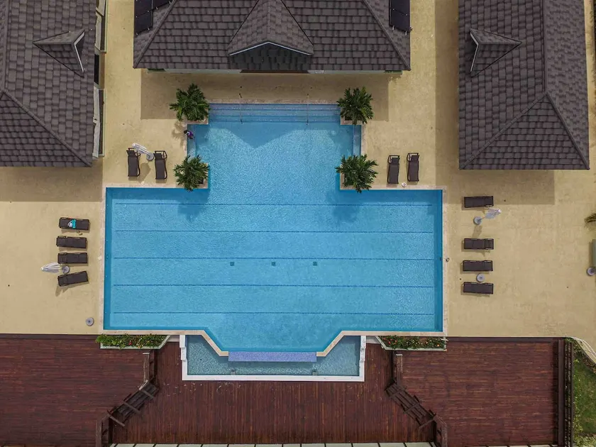 Paradise Villa|Gated|Pool|Richmond - Image 1