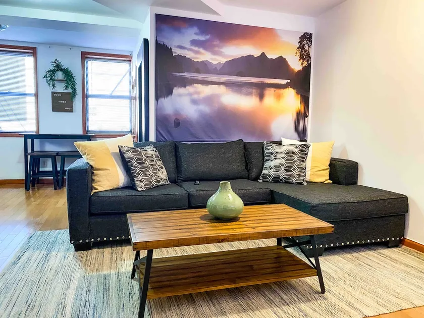 La Quinta Loft - Image 1