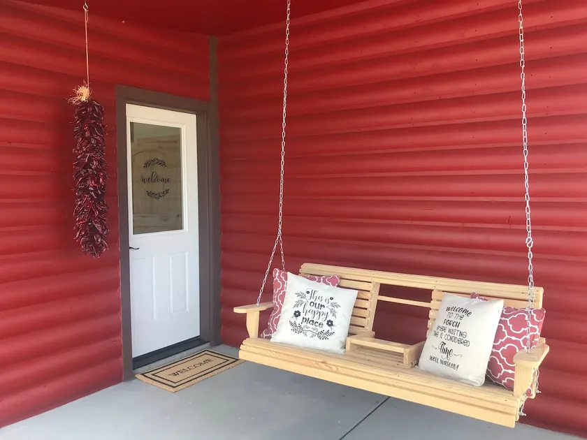 The Little Red Cabin @ Ein Gedi Farm - Image 1