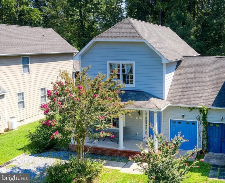 Walking Distance to Marinas & Main St! - Image 1