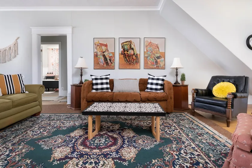 1920 HobbyHouse: 2 Large Patios, Downtown, 4BR/3BA - Image 1