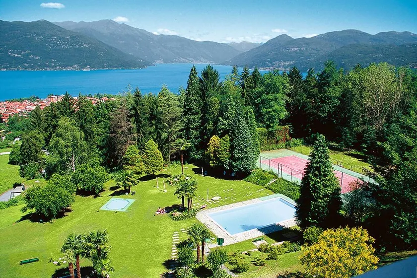 Residenza Graziella with Swimming Pool and Lake View - Image 1