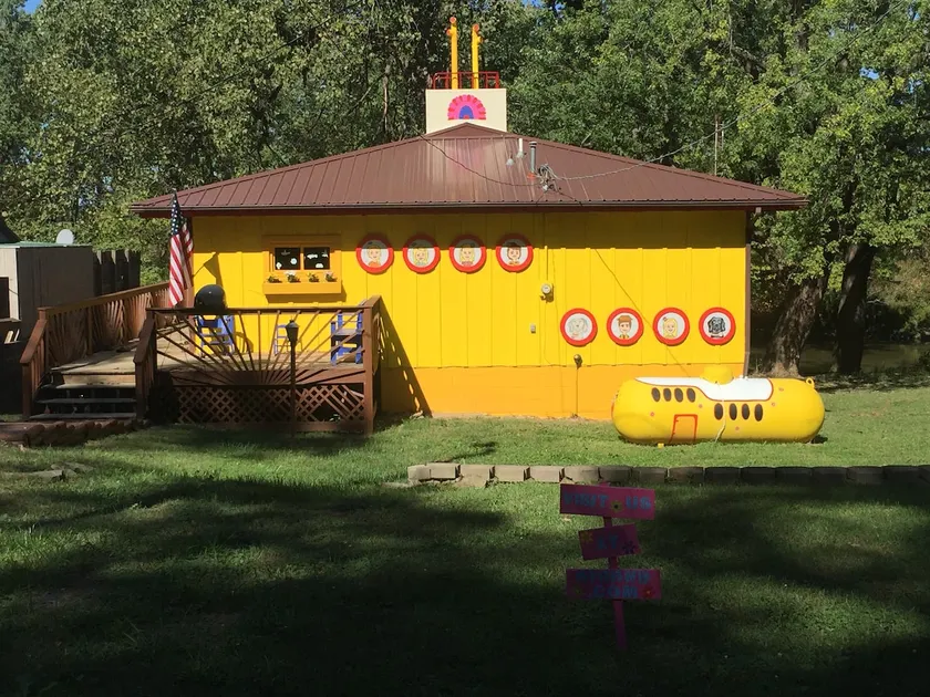 Tarvin's Yellow Submarine - Image 1