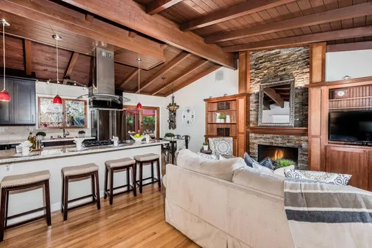 Magnolia Retreat - Image 1