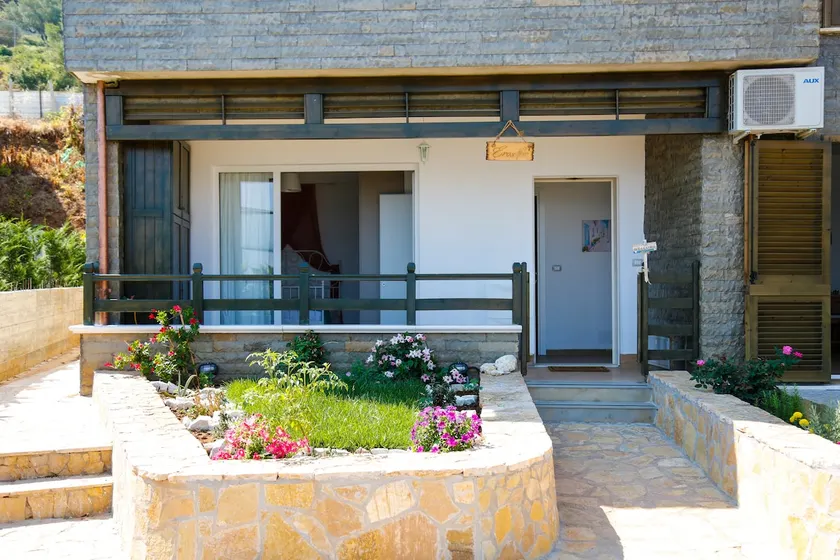 ”EROS” BEACH HOUSE FOR FAMILIES - Image 1
