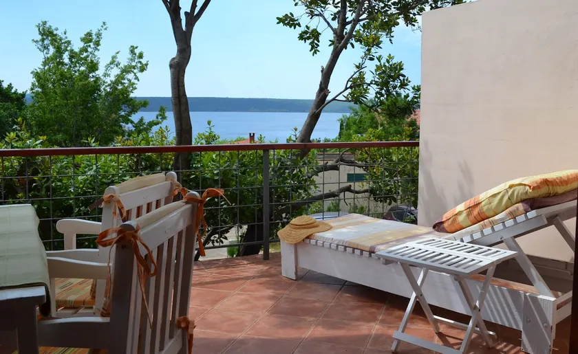 N0 STRESS in Sunrise apartment with garden - Image 1
