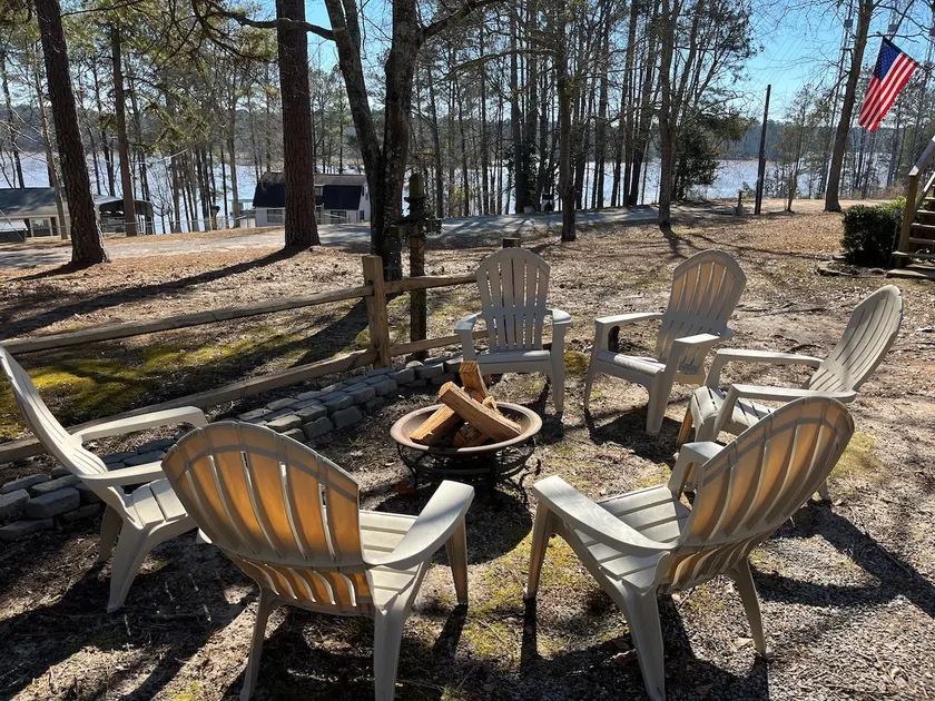 Serenity at Clarks Hill Lake. (Fishing Creek) - Image 1