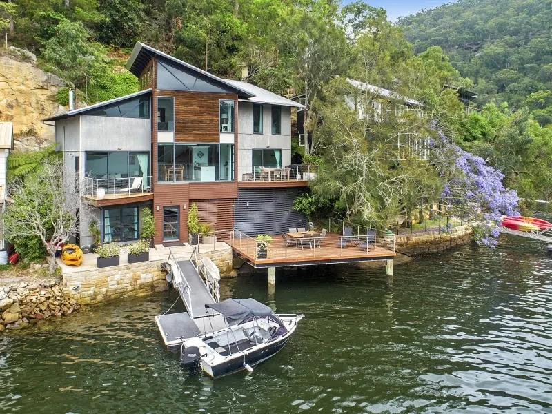 Berowra Waters Glass House - Image 1